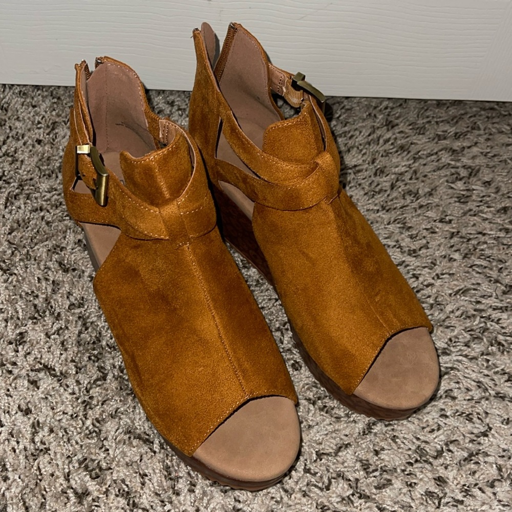 Corky’s Wedges